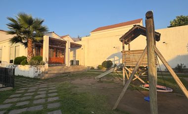 CASA EN CONDOMINIO CON CLUB HOUSE  CANCHA SALA DE EVENTOS