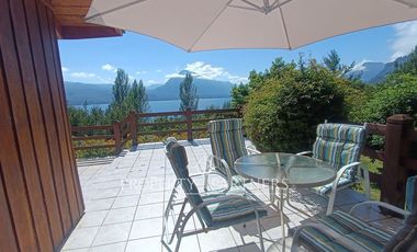 Casa en condominio orilla Lago Calafquén – Vista a 3 volcanes