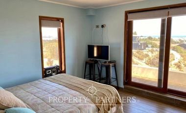 Oportunidad!Fabulosa y amplia casa en Mantagua