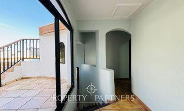 Extraordinaria Casa con Distintos Niveles y Espectacular vista hacia toda la Ciudad de La Serena