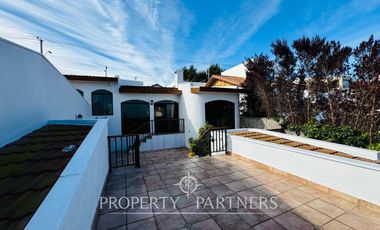 Extraordinaria Casa con Distintos Niveles y Espectacular vista hacia toda la Ciudad de La Serena