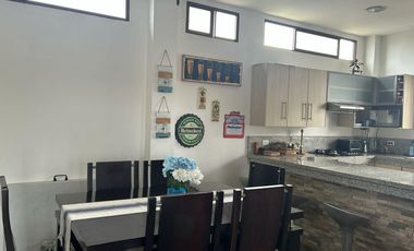 VENTA CASA RENTERA EN SALINAS CERCA DEL COLEGIO RUBIRA (AA)