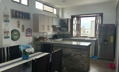 VENTA CASA RENTERA EN SALINAS CERCA DEL COLEGIO RUBIRA (AA)