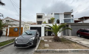 Se Vende Casa en Chorrillos