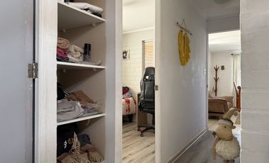 Venta de casa en condominio, potencial para ampliar