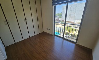 DEPARTAMENTO EN EDIFICIO BARRIO NORTE