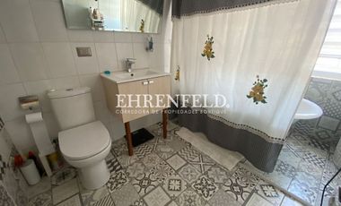 Miraflores,Viña del Mar.  Amplia casa con buena conectividad.