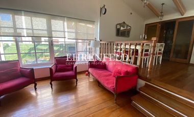 Miraflores,Viña del Mar.  Amplia casa con buena conectividad.