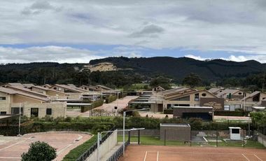 Exclusiva casa en Condominio Casas de la Pradera – Cajicá