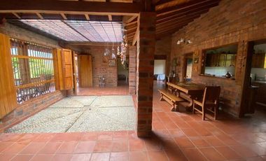 FINCA EN VENTA UBICADA EN HISPANIA SECTOR SEVILLA