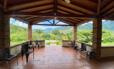 FINCA EN VENTA UBICADA EN HISPANIA SECTOR SEVILLA