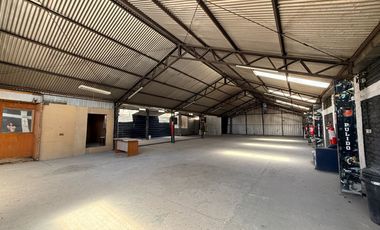 Se Vende Hermosa Casa Industrial-Habitacional Con Galpón Y Piscina En San Miguel