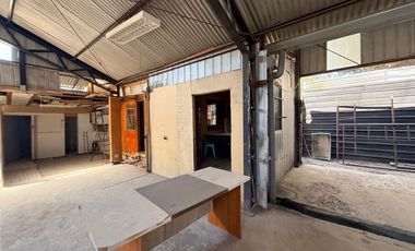 Se Vende Hermosa Casa Industrial-Habitacional Con Galpón Y Piscina En San Miguel