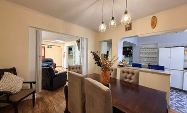 Se Vende Hermosa Casa Industrial-Habitacional Con Galpón Y Piscina En San Miguel