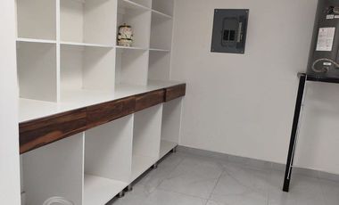 CASA RESIDENCIAL EN LOMAS DEL PARAÍSO GUADALAJARA