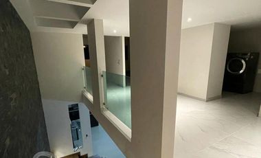 CASA RESIDENCIAL EN LOMAS DEL PARAÍSO GUADALAJARA