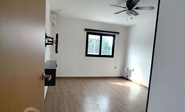 CASA RESIDENCIAL EN LOMAS DEL PARAÍSO GUADALAJARA