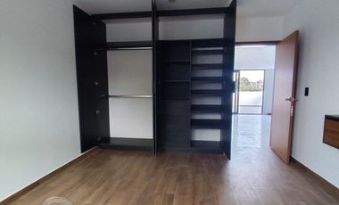 CASA RESIDENCIAL EN LOMAS DEL PARAÍSO GUADALAJARA