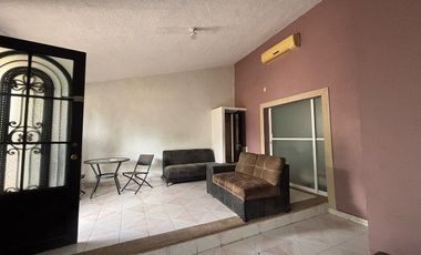 CASA PARA OFICINA O NEGOCIO EN RENTA, IZAMAL, YUCATAN