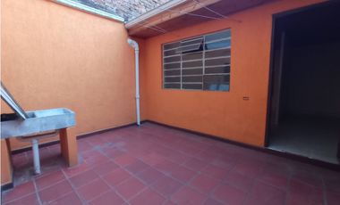 Oportunidad Inversión: Para Remodelar o Demoler, La Merced del Norte