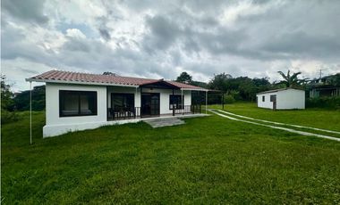 SE VENDE CASA CAMPESTRE PREFABRICADA VA CIRCASIA - SECTOR LOS PINOS