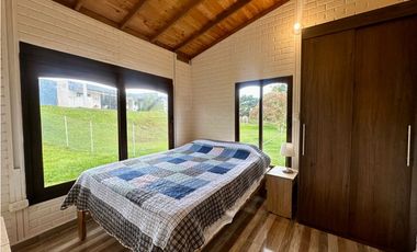 SE VENDE CASA CAMPESTRE PREFABRICADA VA CIRCASIA - SECTOR LOS PINOS