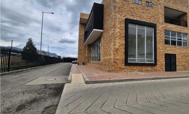 VENDO APARTAMENTO SEGUNDO PISO EN CAJICA CON CLUB HOUS.