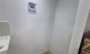 VENDO APARTAMENTO SEGUNDO PISO EN CAJICA CON CLUB HOUS.