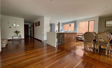 ARRENDAMOS APTO DUPLEX CON TERRAZA CHICO RESERVADO