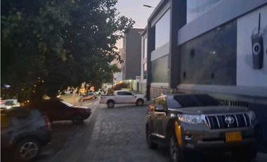 Se arrienda local duplex en san vicente Barranquilla