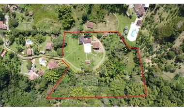 Espectacular Casa Campestre, en venta, en Barbosa. JCR