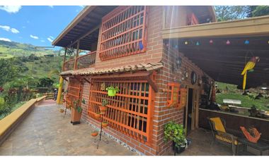 Finca de Ensueño en Barbosa – Hatillo, 2 casas JCR