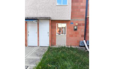 CASA EN VENTA CANDELARIA VILLA GORGONA URBANIZACIÓN BELO HORIZONTE   