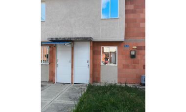 CASA EN VENTA CANDELARIA VILLA GORGONA URBANIZACIÓN BELO HORIZONTE   