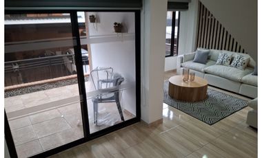 VENDO CASA SECTOR UNICENTRO