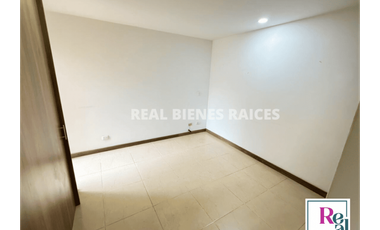 Apartamento de segundo piso en exclusiva unidad cerrada.