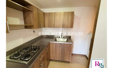 Apartamento de segundo piso en exclusiva unidad cerrada.