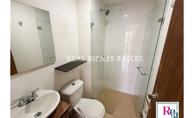 Apartamento de segundo piso en exclusiva unidad cerrada.