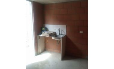 CASA EN VENTA CANDELARIA VILLA GORGONA URBANIZACIÓN BELO HORIZONTE