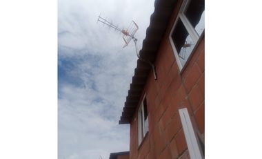 CASA EN VENTA CANDELARIA VILLA GORGONA URBANIZACIÓN BELO HORIZONTE