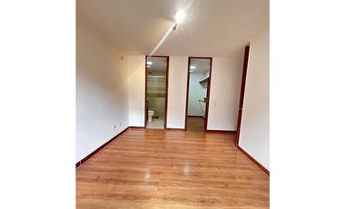Se Arrienda Apartamento Duplex en la Intermedia Envigado