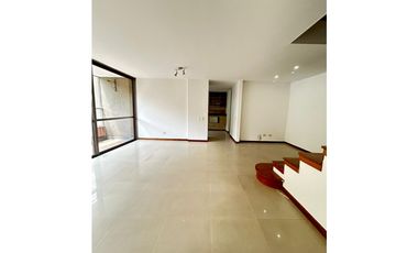 Se Arrienda Apartamento Duplex en la Intermedia Envigado