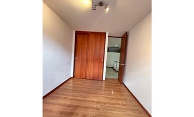 Se Arrienda Apartamento Duplex en la Intermedia Envigado
