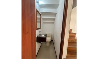 Se Arrienda Apartamento Duplex en la Intermedia Envigado