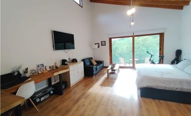 Venta Casa Campestre  con dos casas en Guarne sector La Clarita