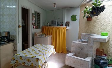 Oportunidad Venta Casa en Medellin con potencial de edificar o Airbnb