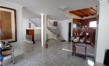 Oportunidad Venta Casa en Medellin con potencial de edificar o Airbnb