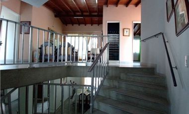 Oportunidad Venta Casa en Medellin con potencial de edificar o Airbnb
