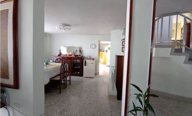 Oportunidad Venta Casa en Medellin con potencial de edificar o Airbnb