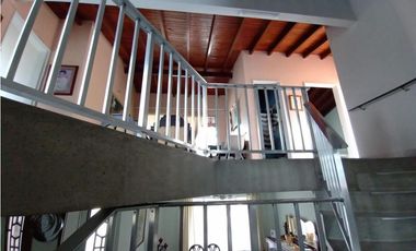 Oportunidad Venta Casa en Medellin con potencial de edificar o Airbnb